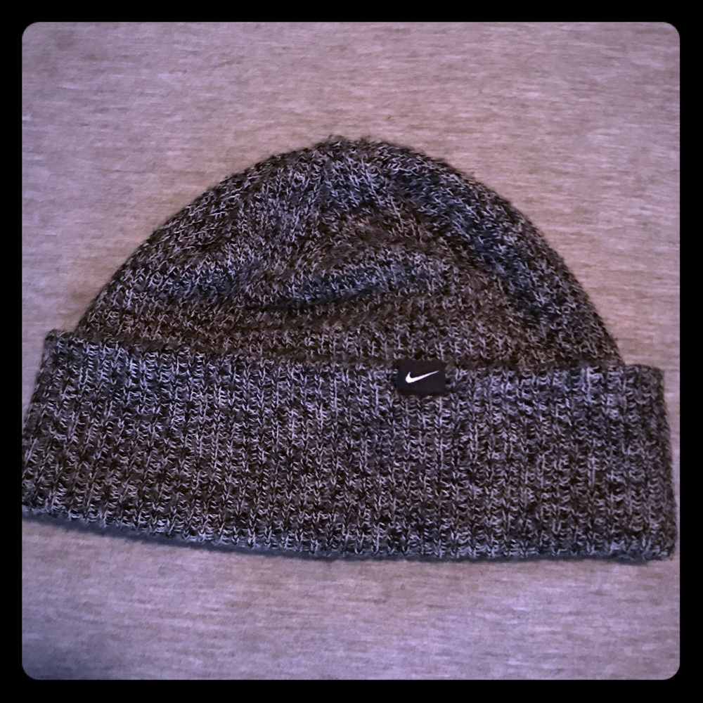 Nike stitch grey beanie